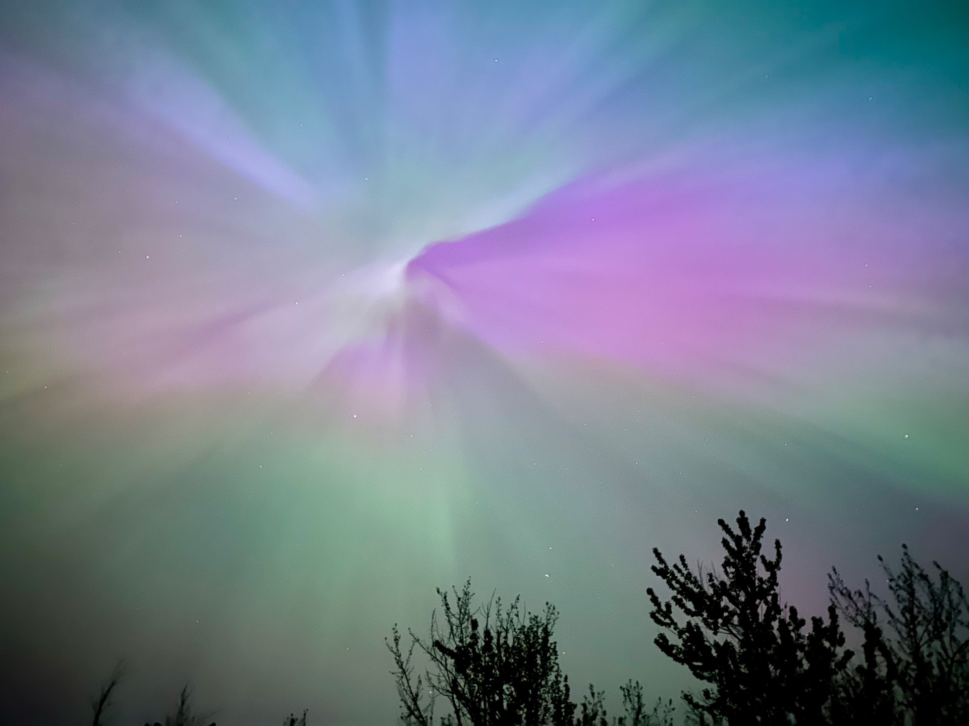 Nordlys over Altinget 2024 på Langeland (E.S.Krogh)